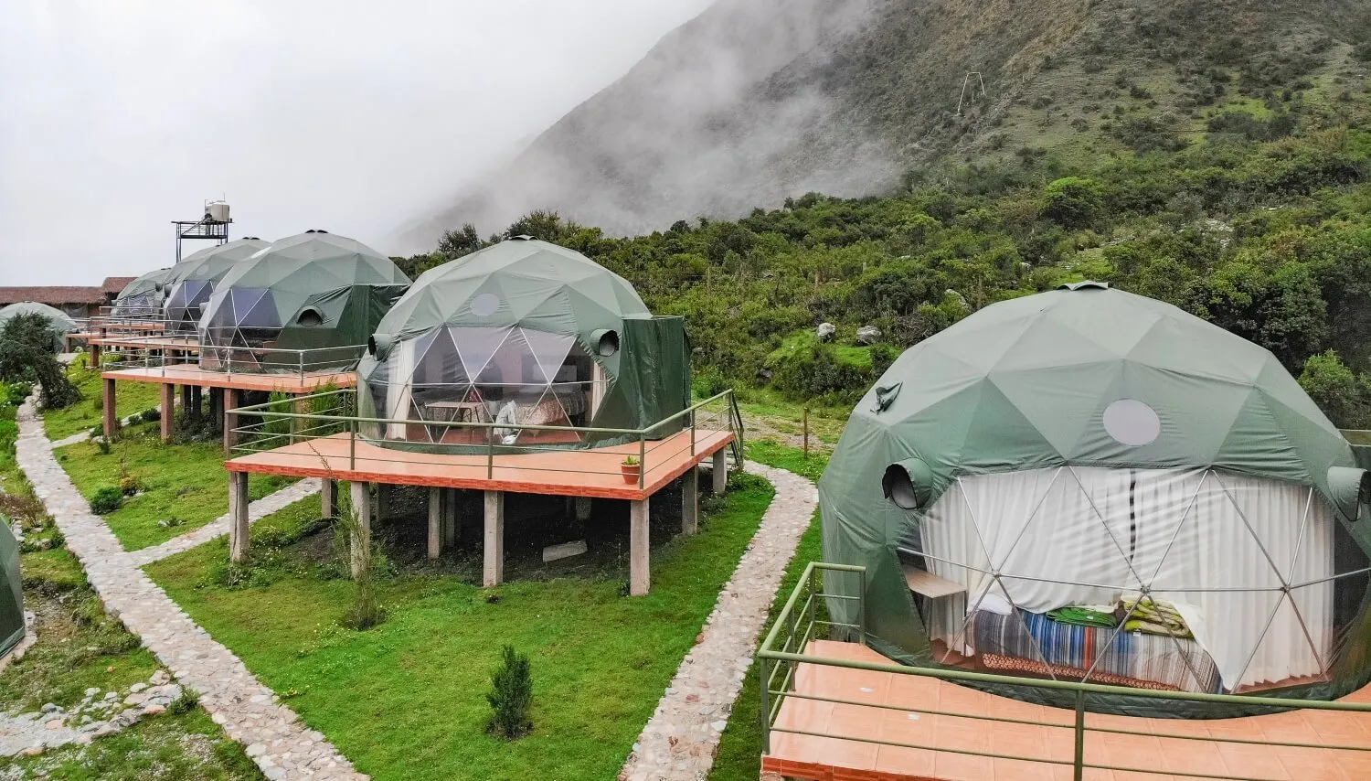 Magic Perú + Rafting + Hotspring + Ziplining + Machu Picchu in Domes 5D/4N